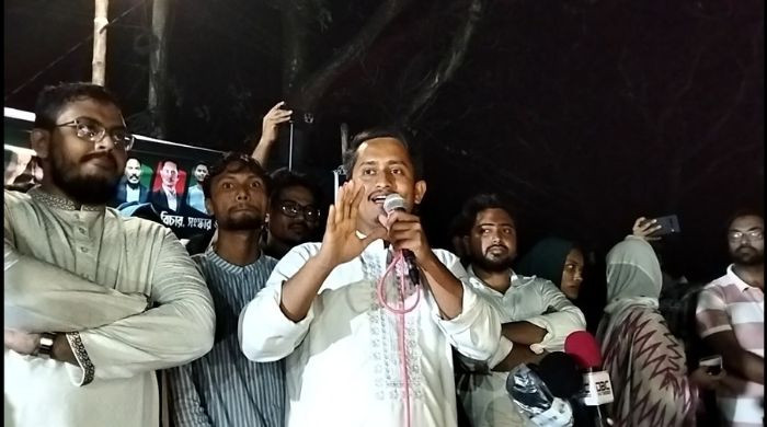 আমরা কোন দল বা ব্যক্তিকে ভয় করলে নতুন ফ্যাসিস্ট তৈরি হওয়া শুরু হবেঃ সারজিস