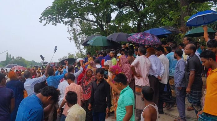 তিস্তার গতি-প্রকৃতি উজানের উপর নির্ভরশীল