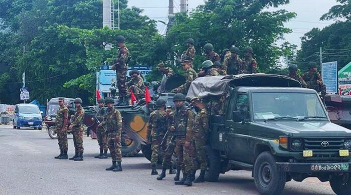 গোপালগঞ্জে ১৪ ঘণ্টা কারফিউ শিথিল