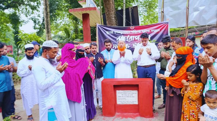 তিনটি আমগাছ, তিন শহিদের গল্প