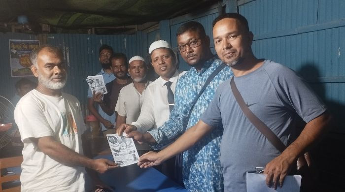 কুড়িগ্রামে এবি পার্টির গণসংযোগ ও লিফলেট বিতরণ