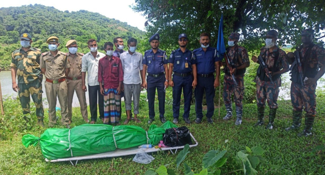 সীমান্ত পাড়ি দিতে গিয়ে স্থানীয়দের হাতে নিহত বাংলাদেশি—লাশ হস্তান্তর