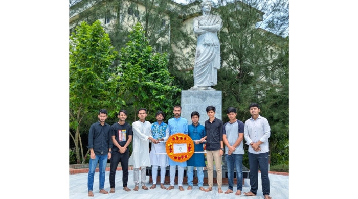 কবি নজরুলের ৪৯তম প্রয়াণ দিবসে নজরুল বিশ্ববিদ্যালয় প্রেসক্লাবের শ্রদ্ধাঞ্জলি