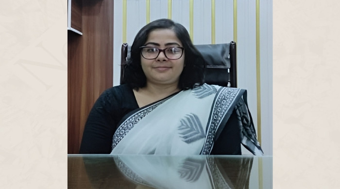 কর্মনিষ্ঠায় আলো ছড়াচ্ছেন ইউএনও আয়শা সিদ্দিকা