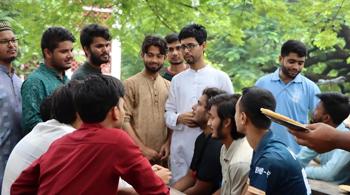 প্রার্থীদের প্রচারণায় উৎসবমুখর রাবি ক্যাম্পাস