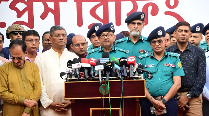 ঢাকায় ৮৯ পূজামণ্ডপ অধিক ঝুঁকিপূর্ণঃ  ডিএমপি কমিশনার