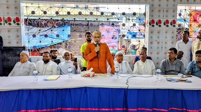 গাজীপুরে পূজা মণ্ডপ পরিদর্শন করলেন মো শাহ আলম বকসি