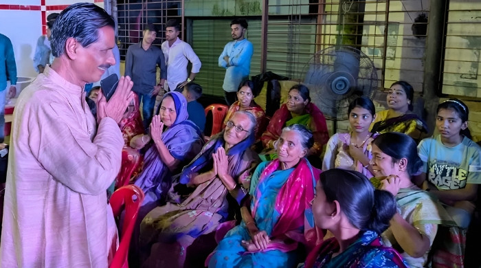 ফরিদপুরে পূজামণ্ডপে হিন্দু ধর্মাবলম্বীদের শুভেচ্ছা জানালেন সৈয়দ মোদাররেছ আলী