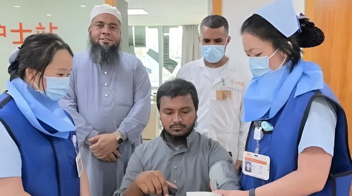 সবার দোয়া ও সহযোগিতায় চীনে চিকিৎসা শুরু করলেন ইসলামী দাঈ ইনামুল হাসান ফারুকী