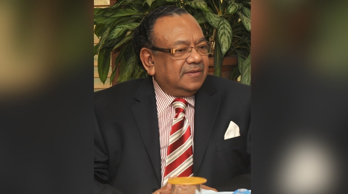 স্ত্রী-ছেলেসহ সাবেক স্বাস্থ্যমন্ত্রী রুহুল হকের ৫৬ ব্যাংক হিসাব ফ্রিজ