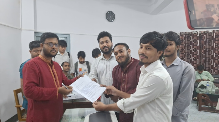 চাকসু নির্বাচন ঘিরে উত্তেজনা, আচরণবিধি ভাঙার অভিযোগ দুই পক্ষের