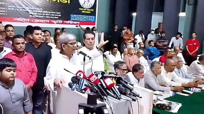 "গণতন্ত্রে ফিরতে হলে নির্বাচনের বিকল্প নেইঃ মির্জা ফখরুল"