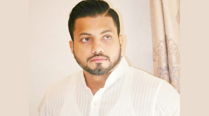 বাগদান সারলেন ইশরাক, পাত্রী কে