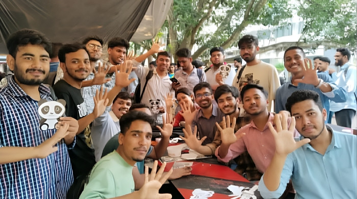 রাকসু নির্বাচন ঘিরে শেষ মুহুর্তের জমজমাট প্রচারণা