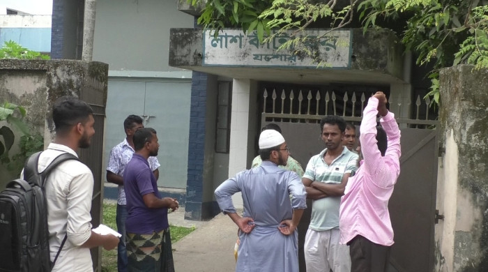 যশোরে নাতি জামাইয়ের ছুরিকাঘাতে বৃদ্ধ নিহত, আহত ৪