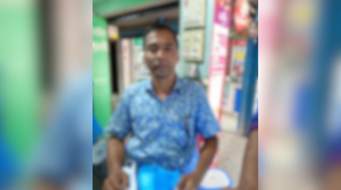 প্রধান শিক্ষকের বিরুদ্ধে স্কুলছাত্রীকে ধর্ষণের অভিযোগে