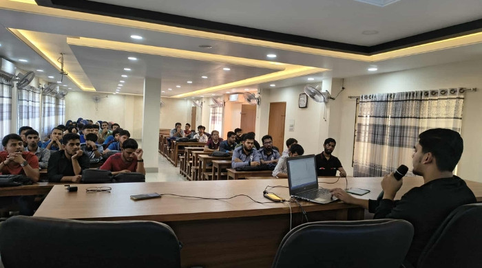 কুবিতে প্রোগ্রামিং ও সমস্যা সমাধানভিত্তিক কর্মশালা অনুষ্ঠিত