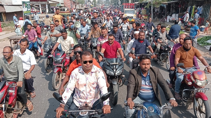 সাতক্ষীরা-২ আসনে মনোনয়ন বাতিলের দাবীতে মোটরসাইকেল র‍্যালি