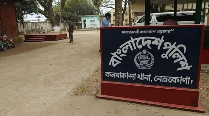 মধ্যবয়স্ক নারীকে ধর্ষণের অভিযোগে নেত্রকোণায় যুবক আটক