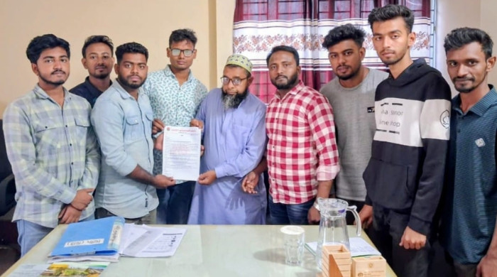 হাইড্রোলিক হর্ন বন্ধে ছাত্রদলের স্মারকলিপি