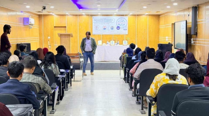 কুবিতে গবেষণার মৌলিক ধারণা বিষয়ক সেমিনার অনুষ্ঠিত