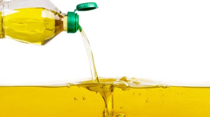 আজ থেকে বাড়তি দামে ভোজ্যতেল বিক্রি