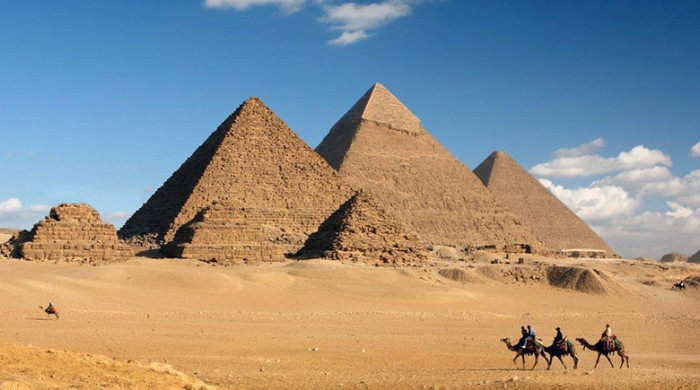 এক যুগ পর ভিসা ফি বাড়াল মিসর