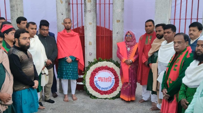 নিয়ামতপুরে নানা আয়োজনে মহান বিজয় দিবস উদযাপন