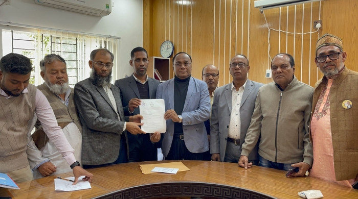 চুয়াডাঙ্গা-২ আসনে বিএনপি প্রার্থীর মনোনয়ন ফরম উত্তোলন