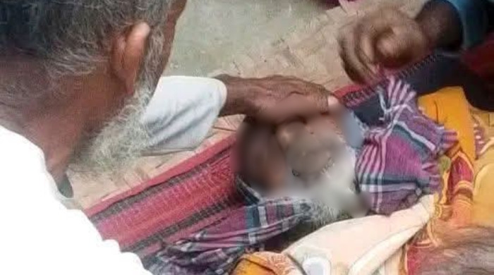 ট্রাক্টরের চাকায় পিষ্ট হয়ে প্রাণ গেল বৃদ্ধের