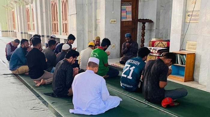 হাদির সুস্থতা কামনায় ইবি বৈবিছাআ এর দোয়া