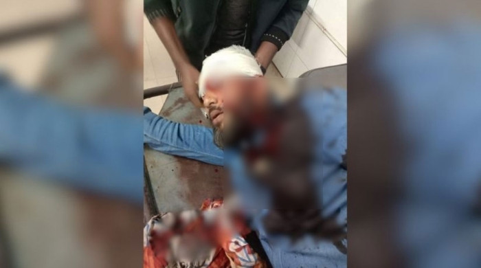 এবার প্রকাশ্যে এনসিপি নেতার মাথায় গুলি