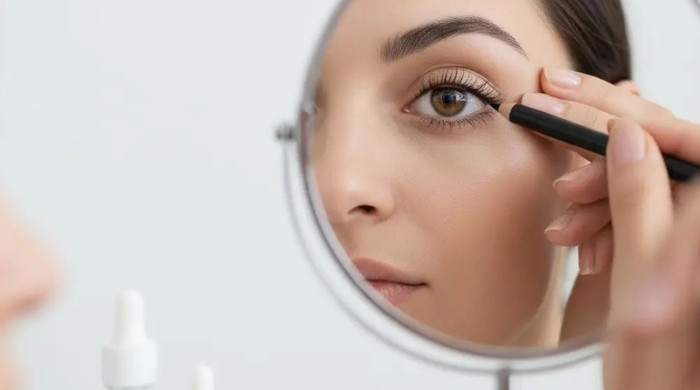 চোখের কাজল হতে পারে সংক্রমণের কারণ