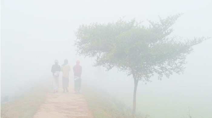 শীতে বিপর্যস্ত কুড়িগ্রামের জনজীবন