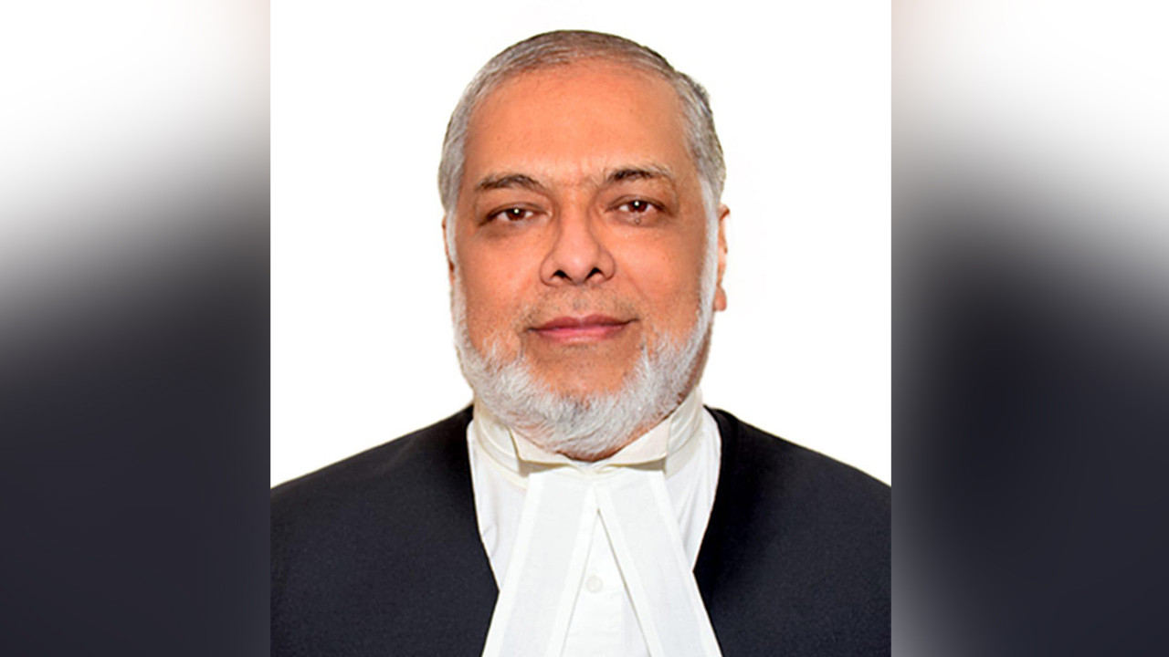 বিচারপতি জুবায়ের রহমান চৌধুরীকে প্রধান বিচারপতি নিয়োগের প্রজ্ঞাপন জারি