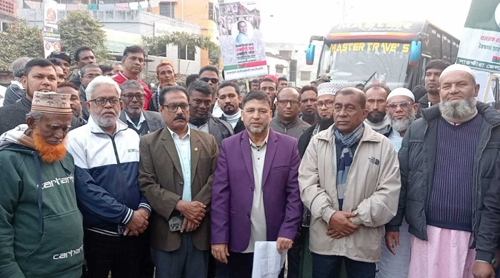 সাতক্ষীরা থেকে ঢাকায় রওনা: ১৫০ যানবাহনে তারেককে অভ্যর্থনার ঢল