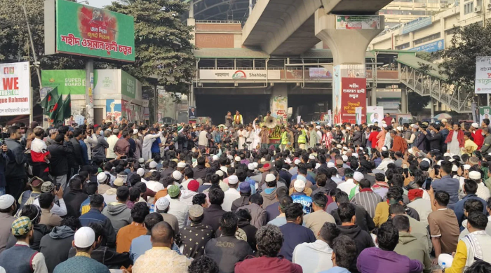 হাদি হত্যার বিচার না হওয়া পর্যন্ত শাহবাগে অবরোধ চলবে: ইনকিলাব মঞ্চ