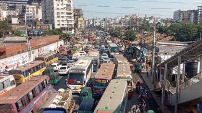 যানজটে নাকাল ঢাকার মানুষ