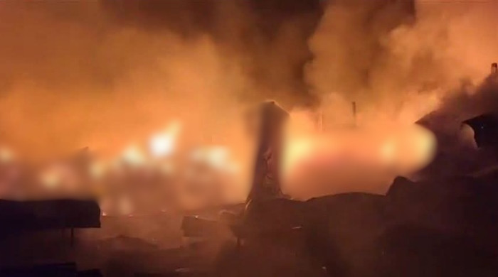 গাজীপুরে ঝুটের গুদামে ভয়াবহ আগুন, নিয়ন্ত্রণে ফায়ার সার্ভিসের ৫ ইউনিট