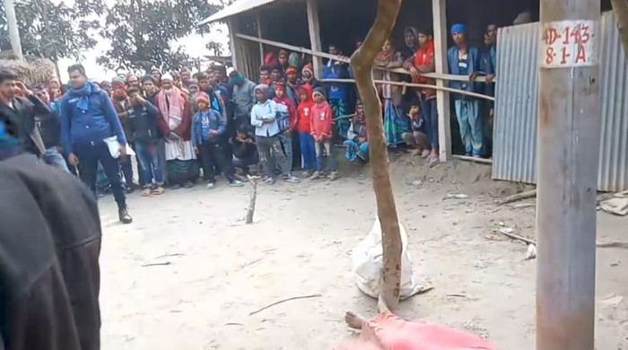 কুড়িগ্রামে চোর সন্দেহে যুবককে পিটিয়ে হত্যা