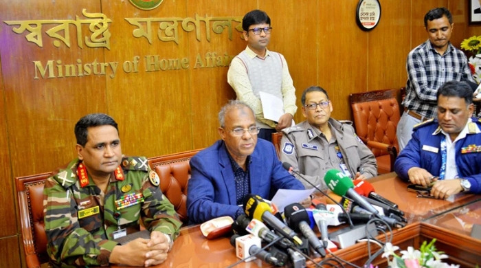 ভোটের মাঠে ১ লাখ সেনাসহ থাকবে ৯ লাখ আইনশৃঙ্খলা বাহিনীর সদস্য