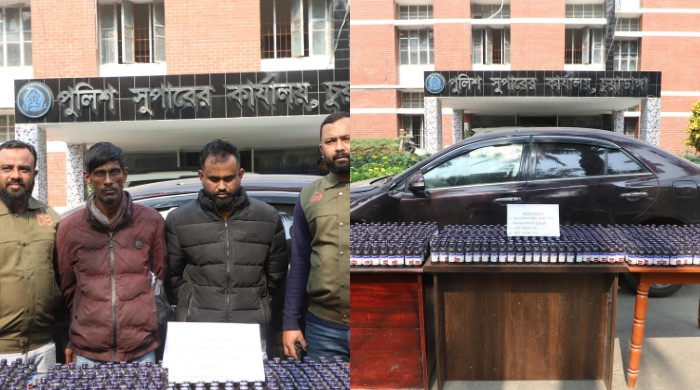 চুয়াডাঙ্গায় ৮৪০ বোতল স্কুফ উদ্ধার, দুই মাদক কারবারি গ্রেপ্তার