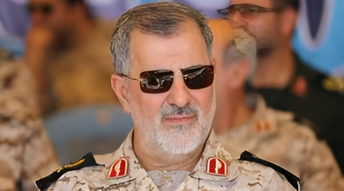 ‘আমাদের আঙুল ট্রিগারে’, ট্রাম্পকে হুঁশিয়ারি ইরানের শীর্ষ কমান্ডারের