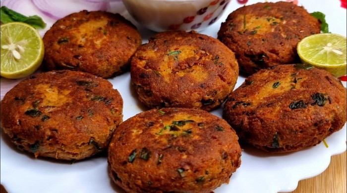 বিশেষ আয়োজনে জমবে আড্ডা, গরুর মাংসের স্পাইসি কাবাবের রেসিপি