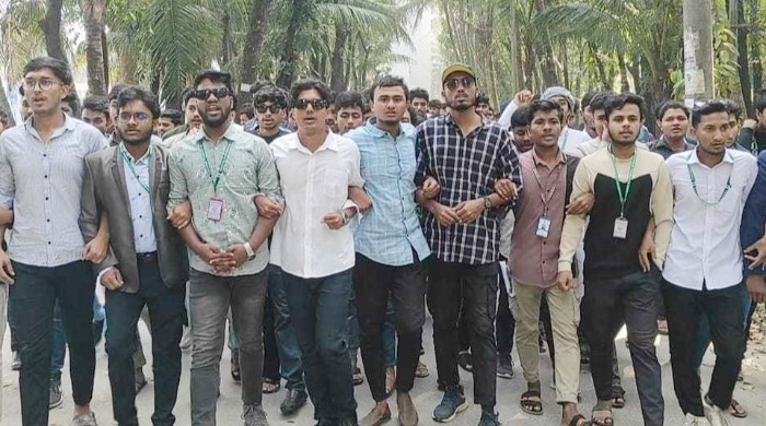 পরীক্ষা বর্জন করে পটুয়াখালী পলিটেকনিক শিক্ষার্থীদের বিক্ষোভ, কঠোর আন্দোলনে হুঁশিয়ারি