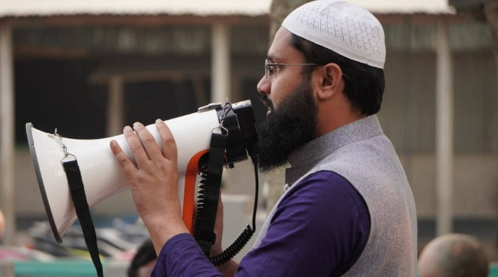 কুড়িগ্রামের প্রতিটি মোড়ে মোবাইল নম্বর টানি‌য়ে রাখব: ড. আতিক মুজাহিদ