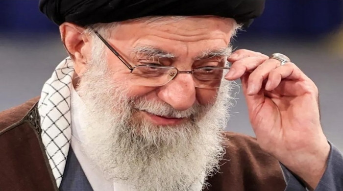 ৩৭ বছরের রীতি ভঙ্গ খামেনির, কৌশলগত অবস্থান নাকি আত্মগোপন?