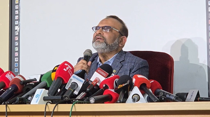 পদত্যাগের ঘোষণা ঢাবি উপাচার্যের