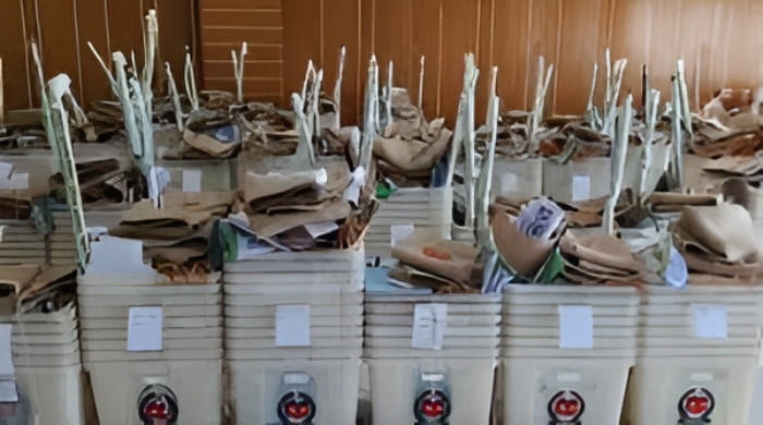 গাজীপুরের ৯৩৫ কেন্দ্রে পৌঁছেছে নির্বাচনী সামগ্রী