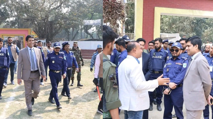 ফরিদপুরে ভোটকেন্দ্র পরিদর্শনে জেলা প্রশাসক ও পুলিশ সুপার
